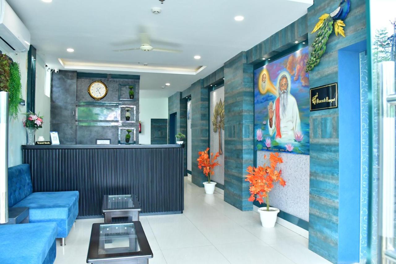 Hotel Yatharth Inn バラナシ エクステリア 写真
